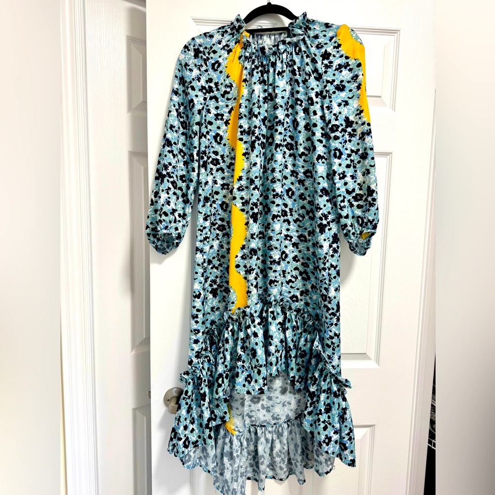 Trendy dress